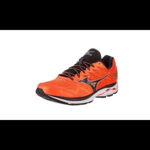 Mizuno Wave Rider 20 2E running shoes